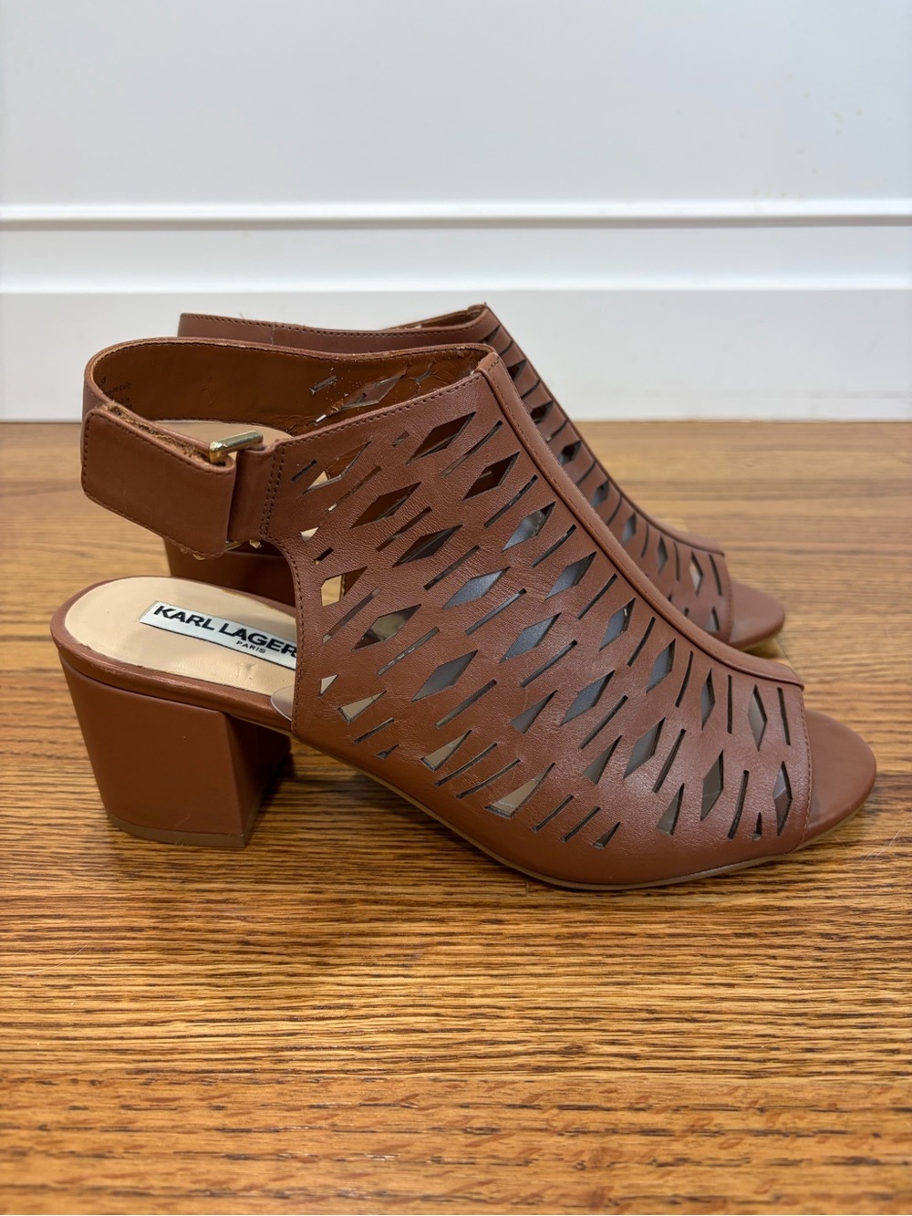 Karl Lagerfeld Paris Rennes Laser-cut Block-heel Peep-toe Sandals (8)